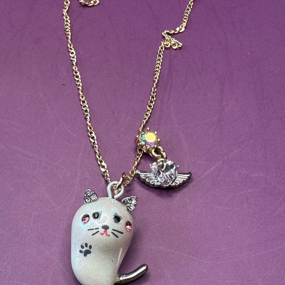 Betsey Johnson Cat and Angel Wings Necklace. - Picture 3 of 9